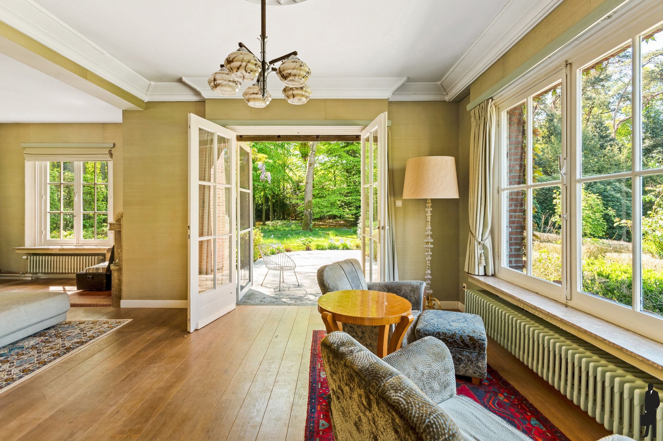 AUTHENTIEKE VILLA MET PARKTUIN EN VERKAVELINGSPOTENTIEEL foto 9