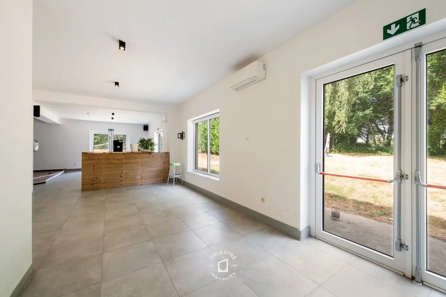 Commerciële site op de Brakelsesteenweg: toonzaal, kantoor, appartement & grond foto 15