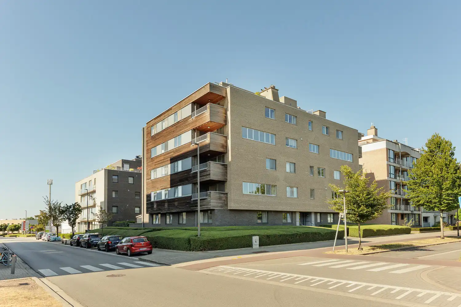 Ruim en lichtrijk 3-slaapkamerappartement (EPC B!) met 2 terrassen met optionele autostaanplaats te Wilrijk foto 2