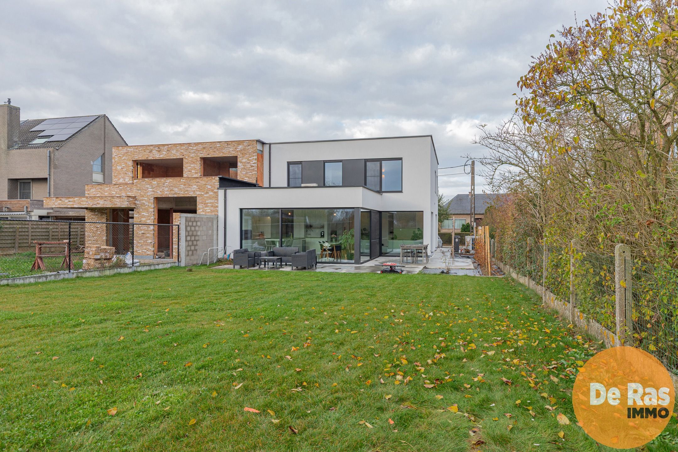 AALST – Ruime, moderne woning met landelijke ligging foto {{pictureIndex}}