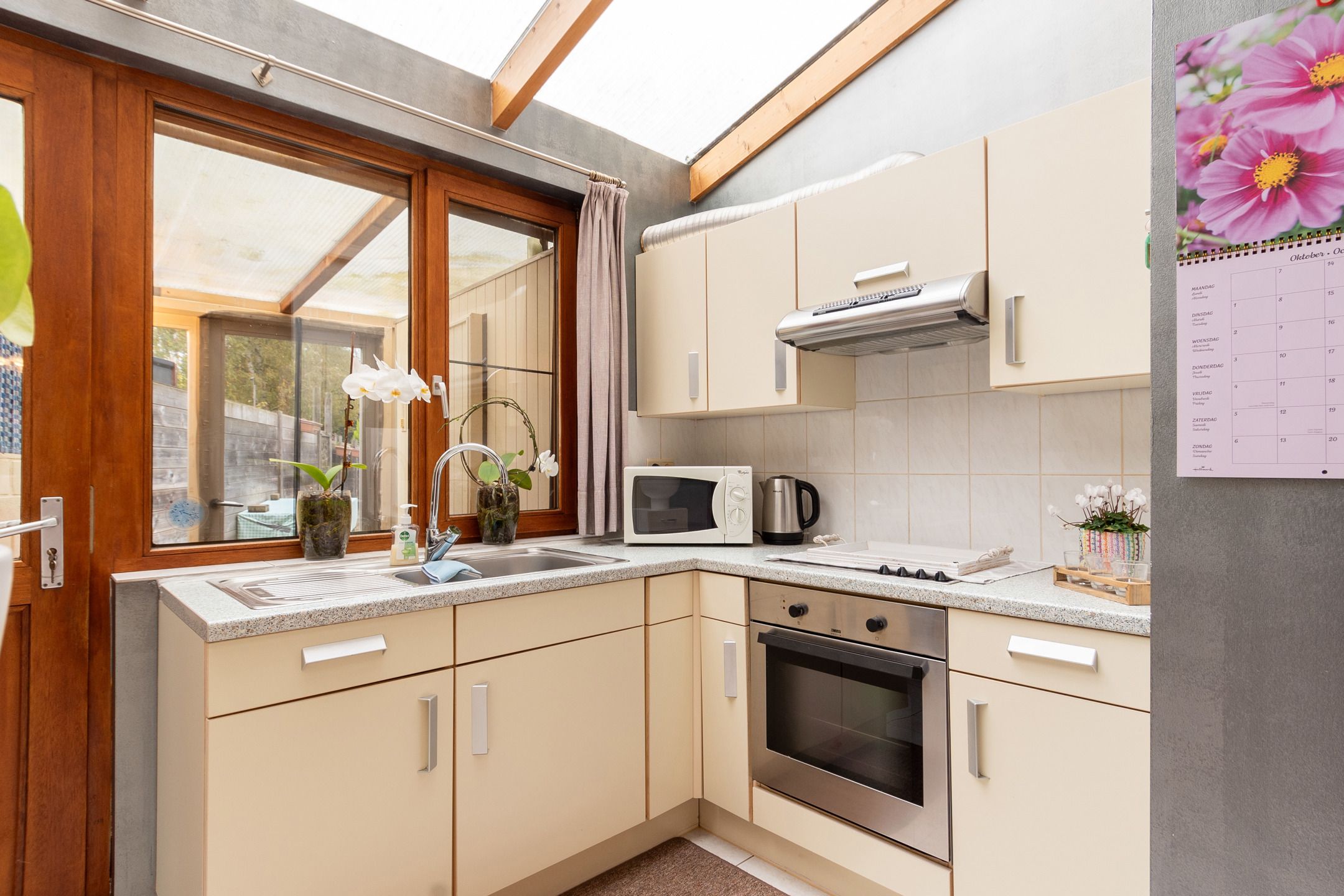 Knusse woning met gezellige tuin in Blaasveld foto 8