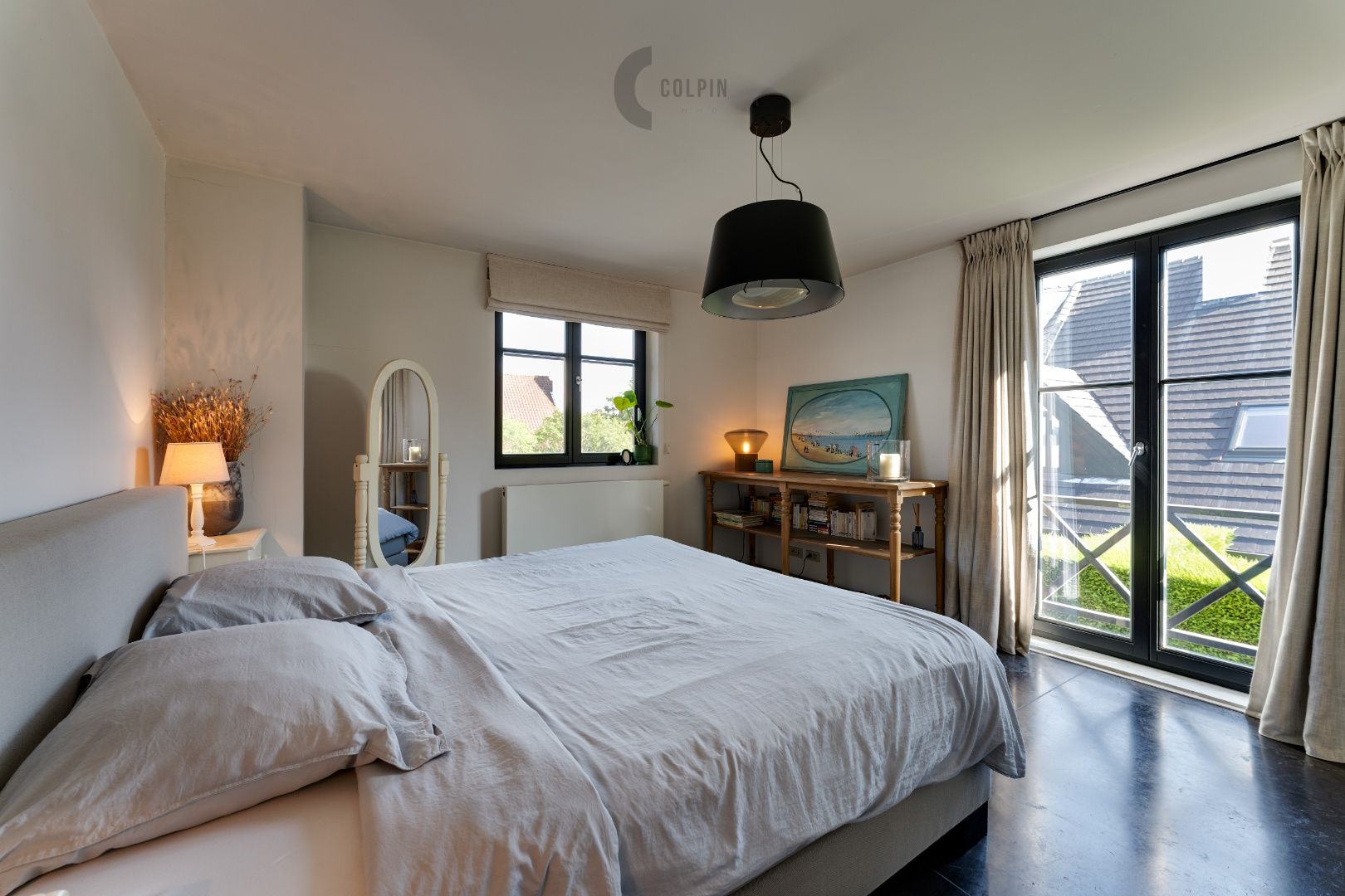 Adembenemende villa in een rustige wijk foto 15