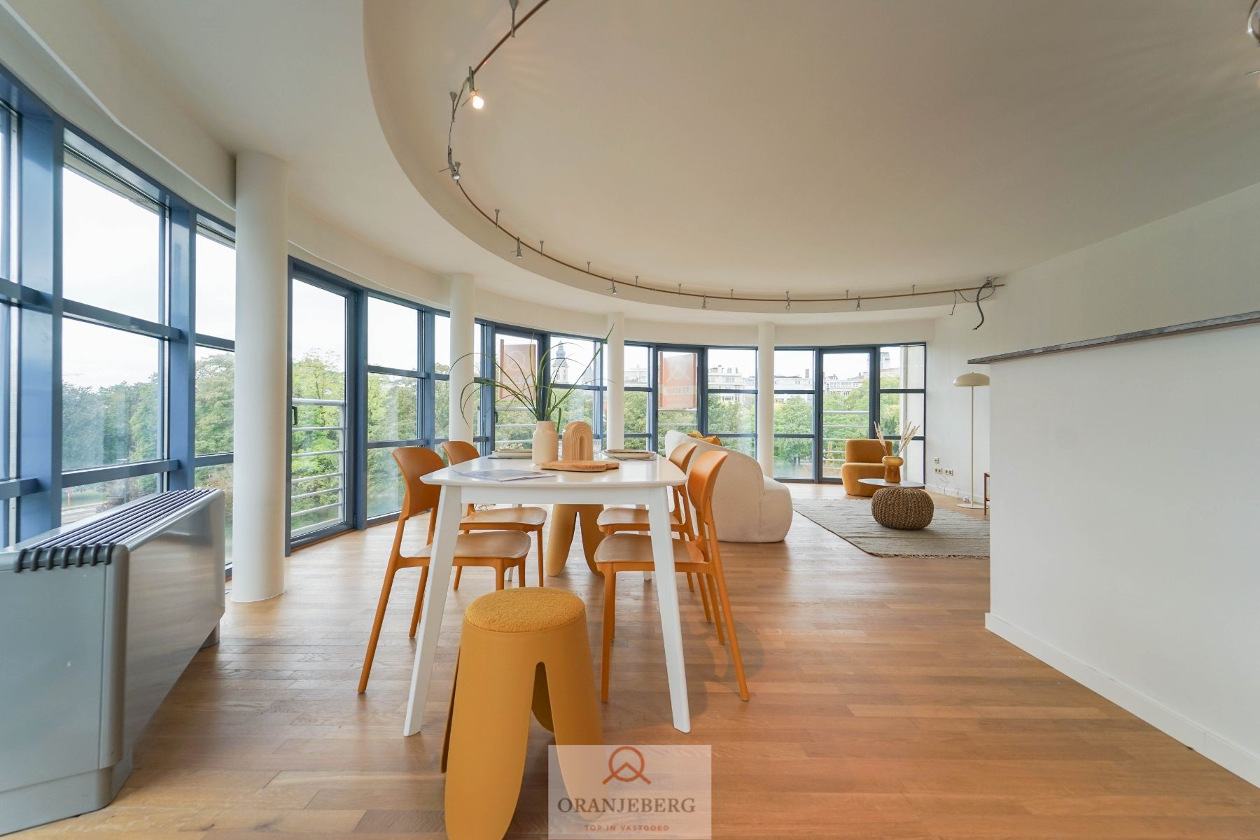 Lichtrijk en ruim appartement (102 m²) met zicht op het Zuidpark, Sint-Pietersabdij, Boekentoren foto 6