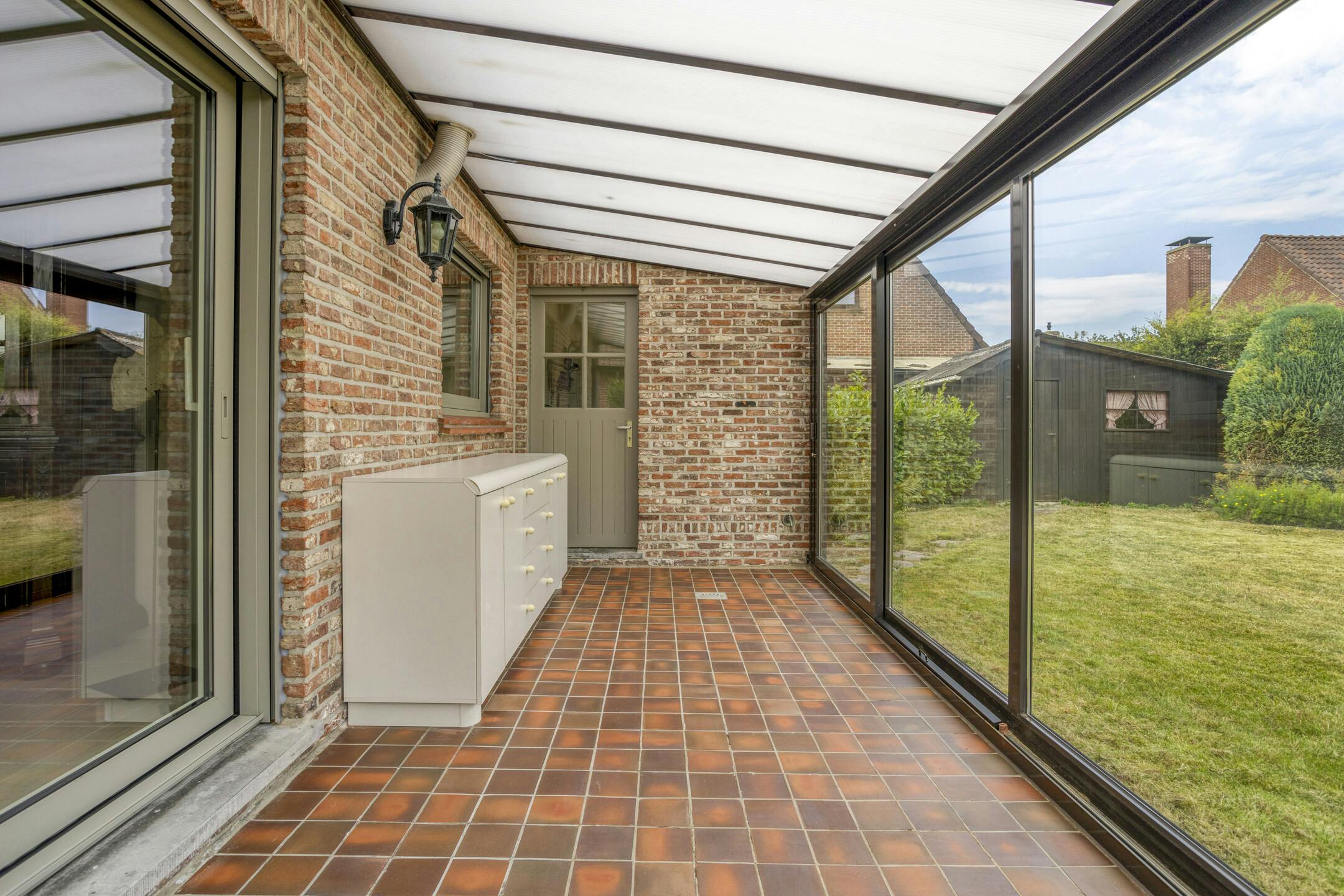 Instapklare woning in de Kardinaal Cardijnlaan te Izegem  foto 18