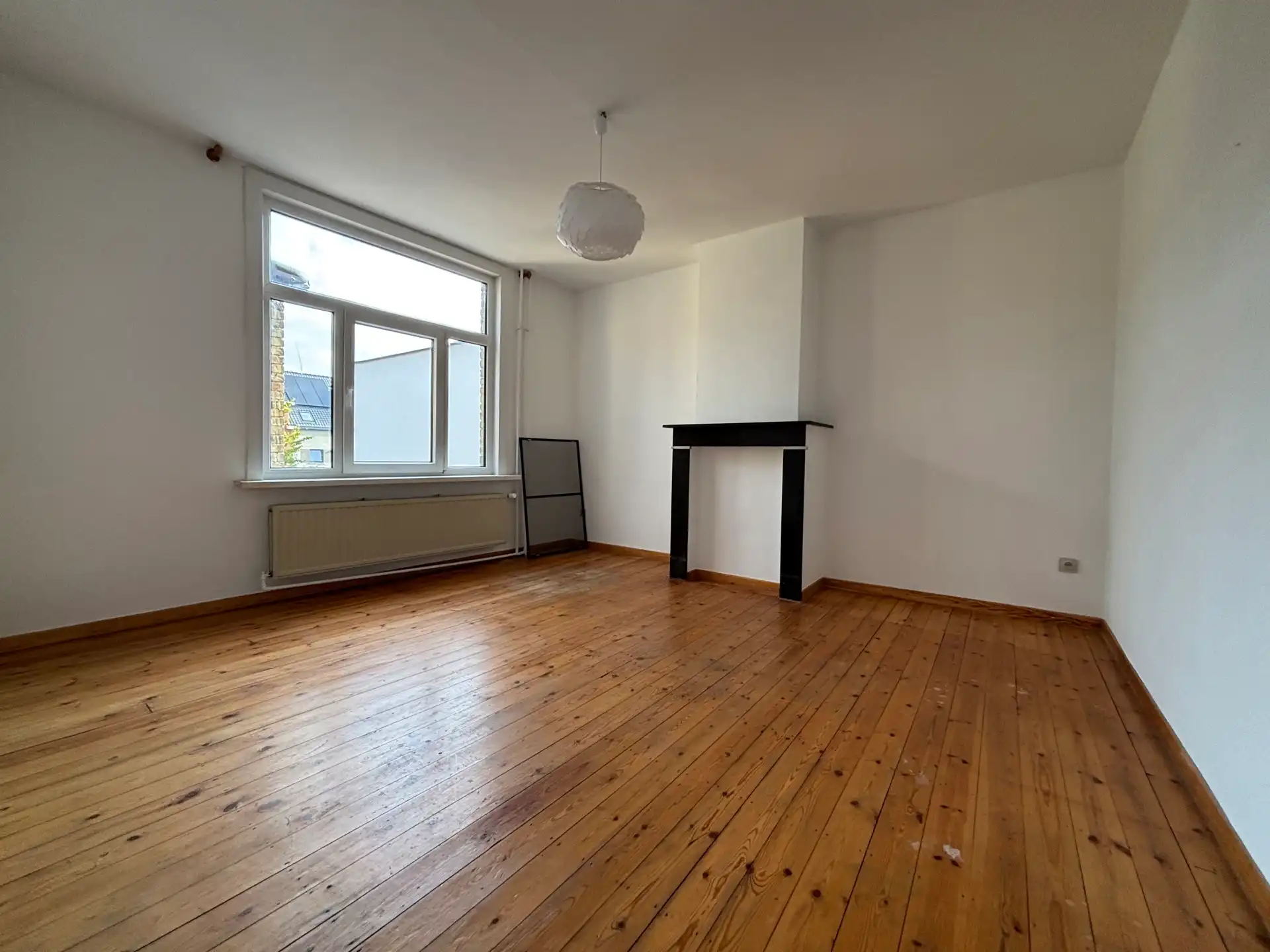 Ruime halfopen bebouwing met 4 slaapkamers en tuin foto 20