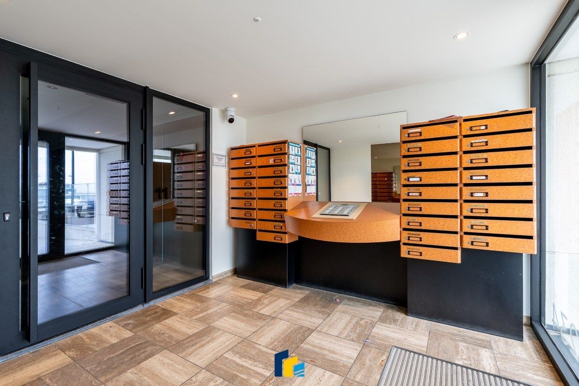 Charmant en ruim appartement met panoramisch zeezicht foto 22
