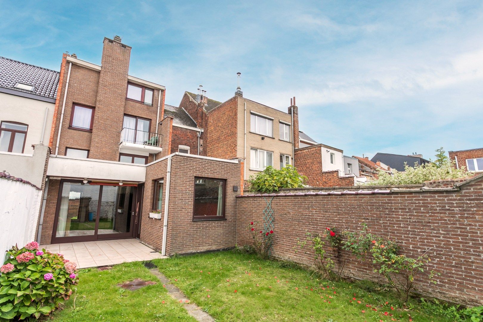 Opbrengsteigendom met twee ruime duplexappartementen  foto 9