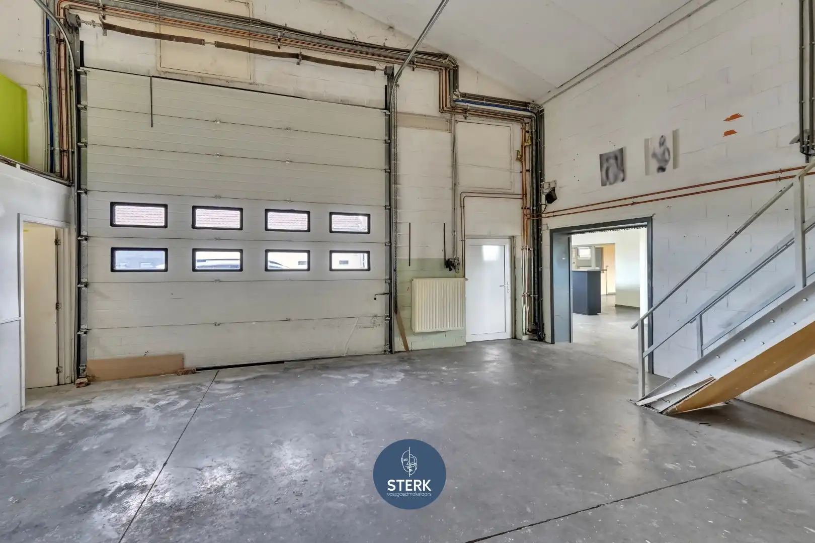 MULTIFUNCTIONEEL BEDRIJFSGEBOUW OP EEN ZICHTLOCATIE NABIJ MAASTRICHT !  foto 9