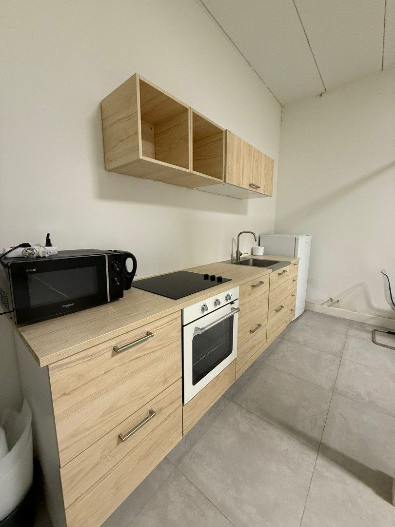 Overname goeddraaiende SoClean Clinic te Genk foto 12