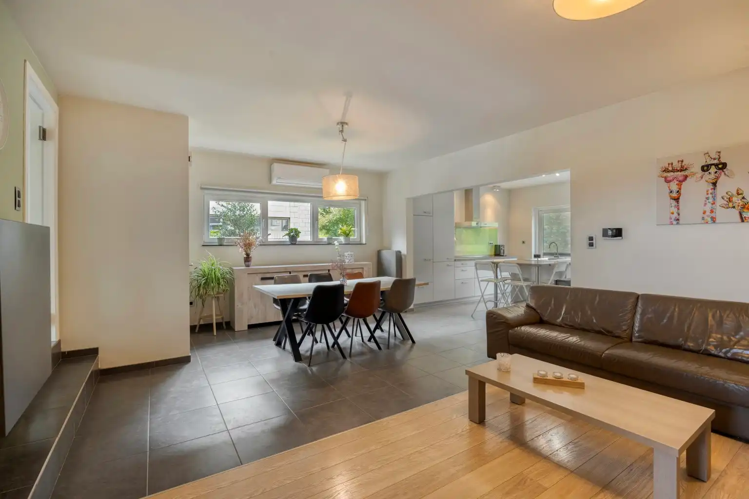 Mooie, instapklare woning met tuin in Hoegaarden (Hoksem) foto 5