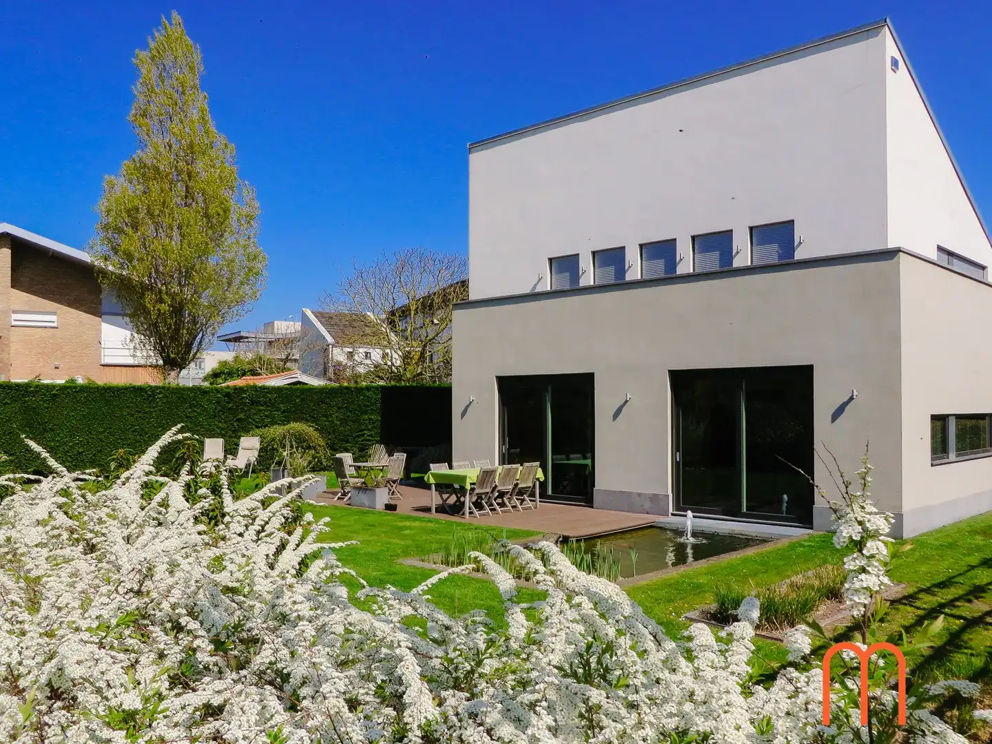 Moderne alleenstaande villa te huur in Mariakerke foto 22