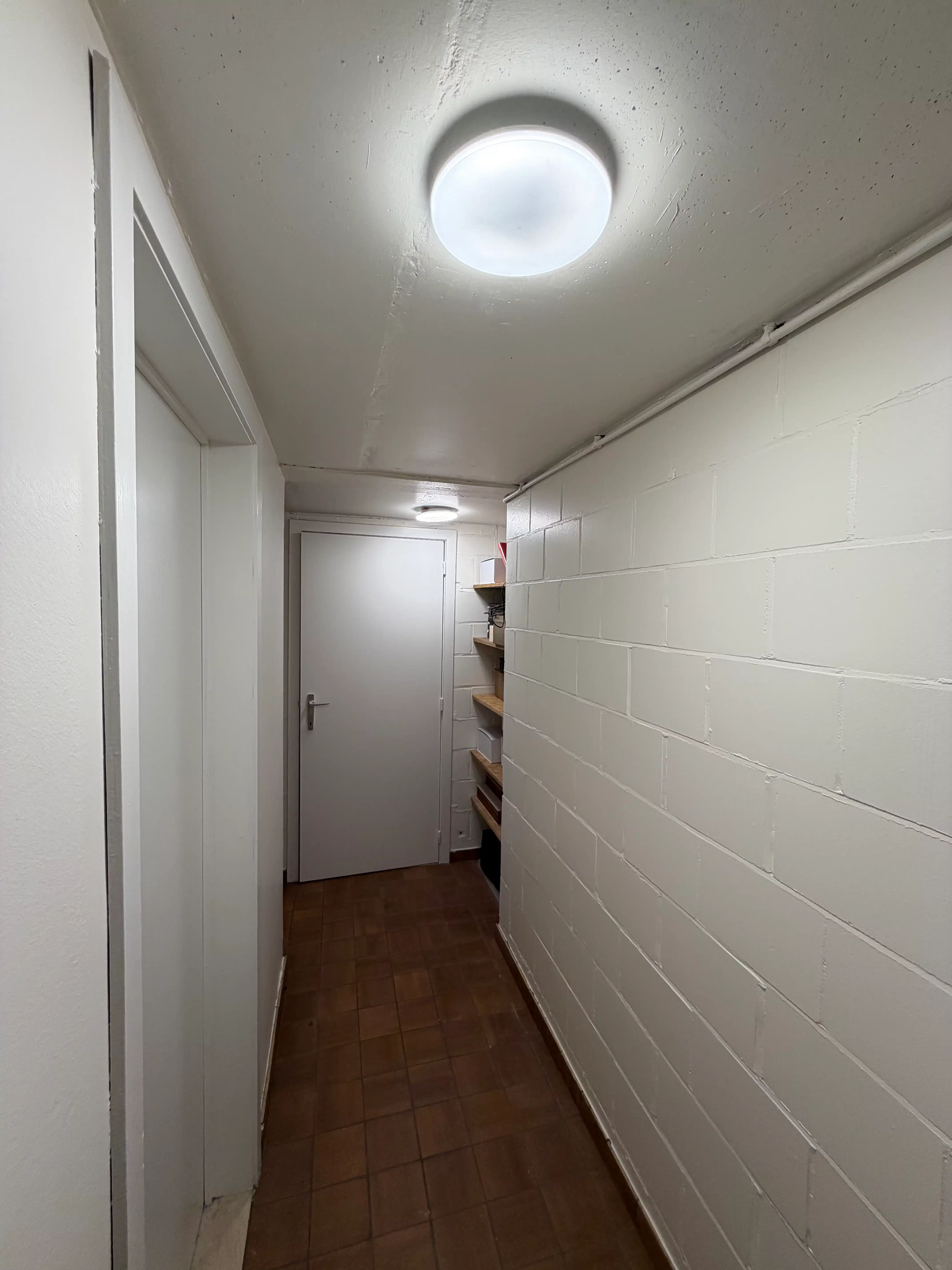 Genk, Winterslagstraat 251: Ruime gezinswoning met 3 slaapkamers, garage en zuidwest-gerichte tuin ! foto 18