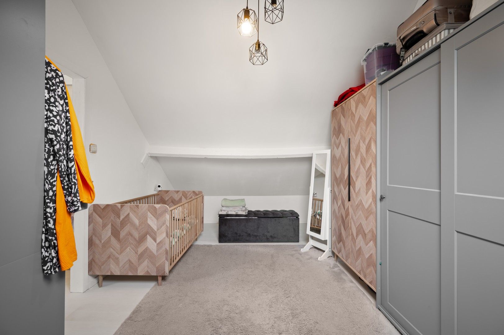 Charmante woning in een groene en rustige woonomgeving foto 15