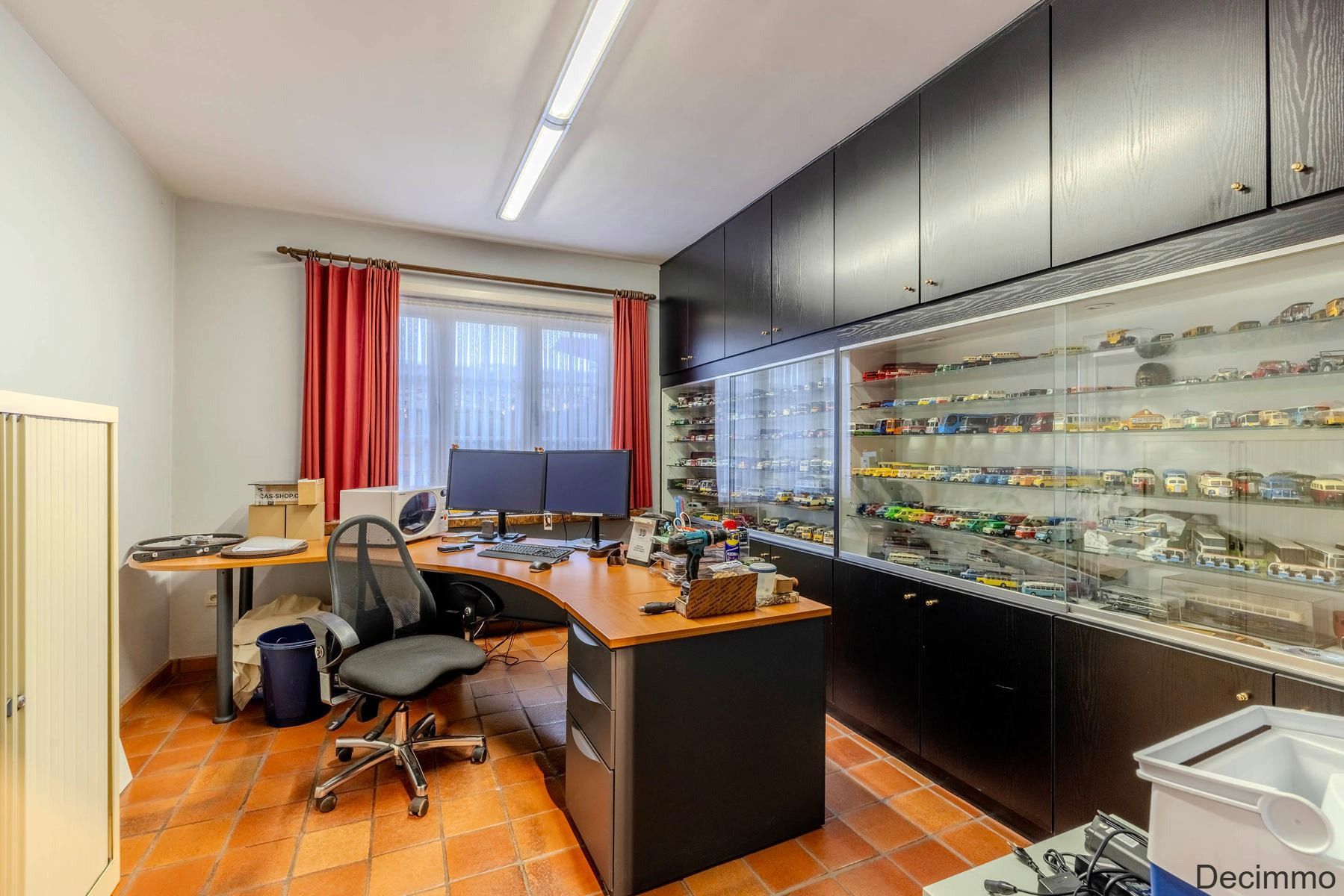 Veelzijdige woning met handelsruimte of kangoeroewonen. foto 34