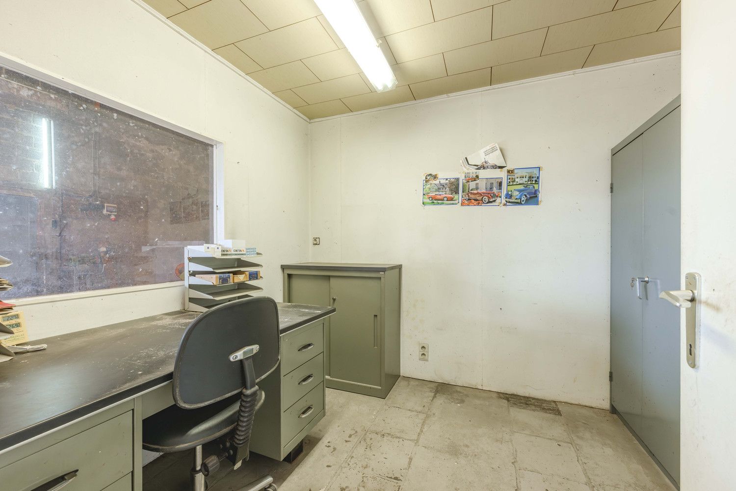 Totaal te renoveren woning te Ardooie. foto 34