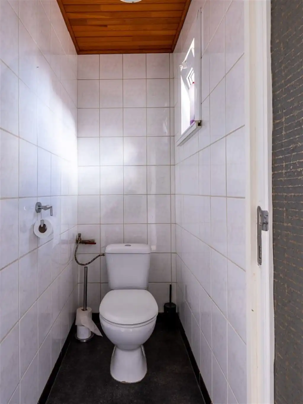 Verzorgde vrijstaande woning, grotendeels gerenoveerd foto 26