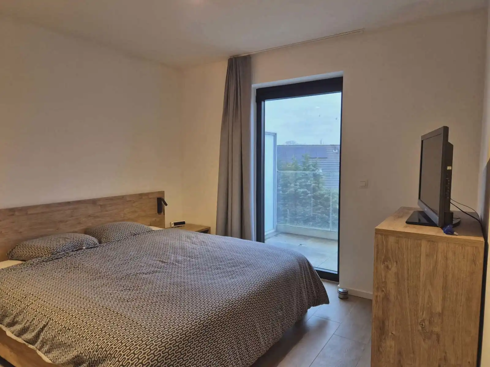 Modern appartement met 2 slaapkamers en 2 terrassen - OORDEGEM foto 7