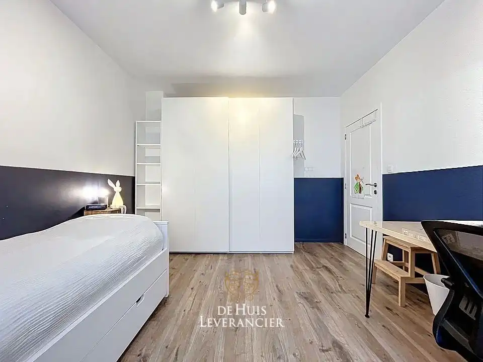 B&B Moment ELSDONK: Stijlvol gerenoveerde gezinswoning met 4 slpks en tuin, EPC Label B foto 24