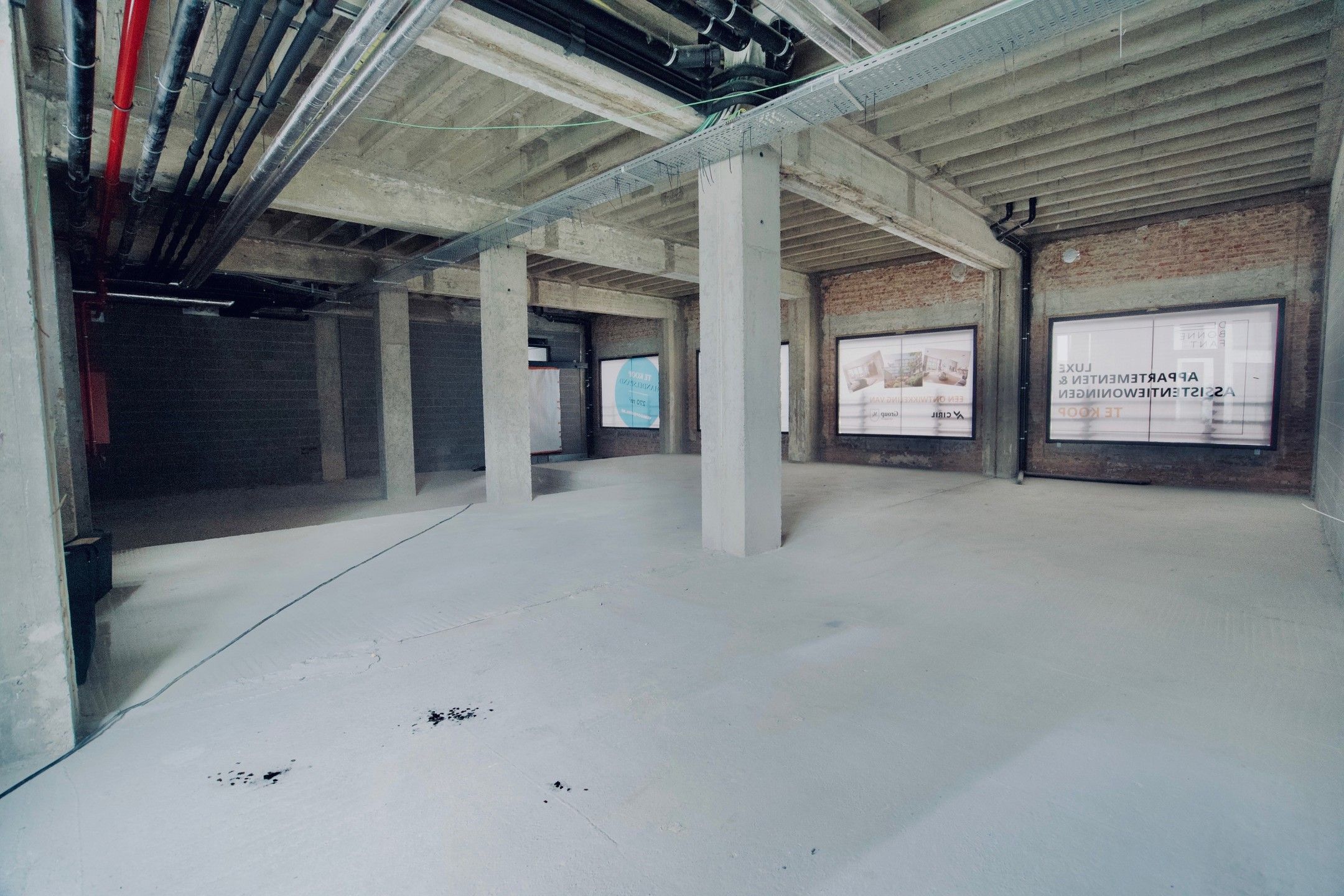 LAATSTE UNIT! Handelsgelijkvloers (270m²) op toplocatie in het centrum van Hasselt foto 6