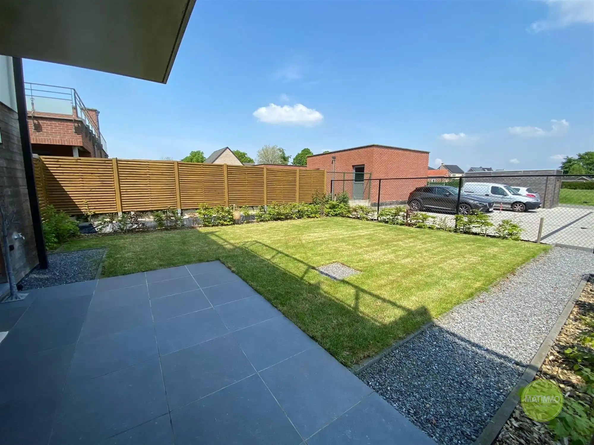 Modern gelijkvloers appartement met 2 slaapkamers in Geel foto {{pictureIndex}}