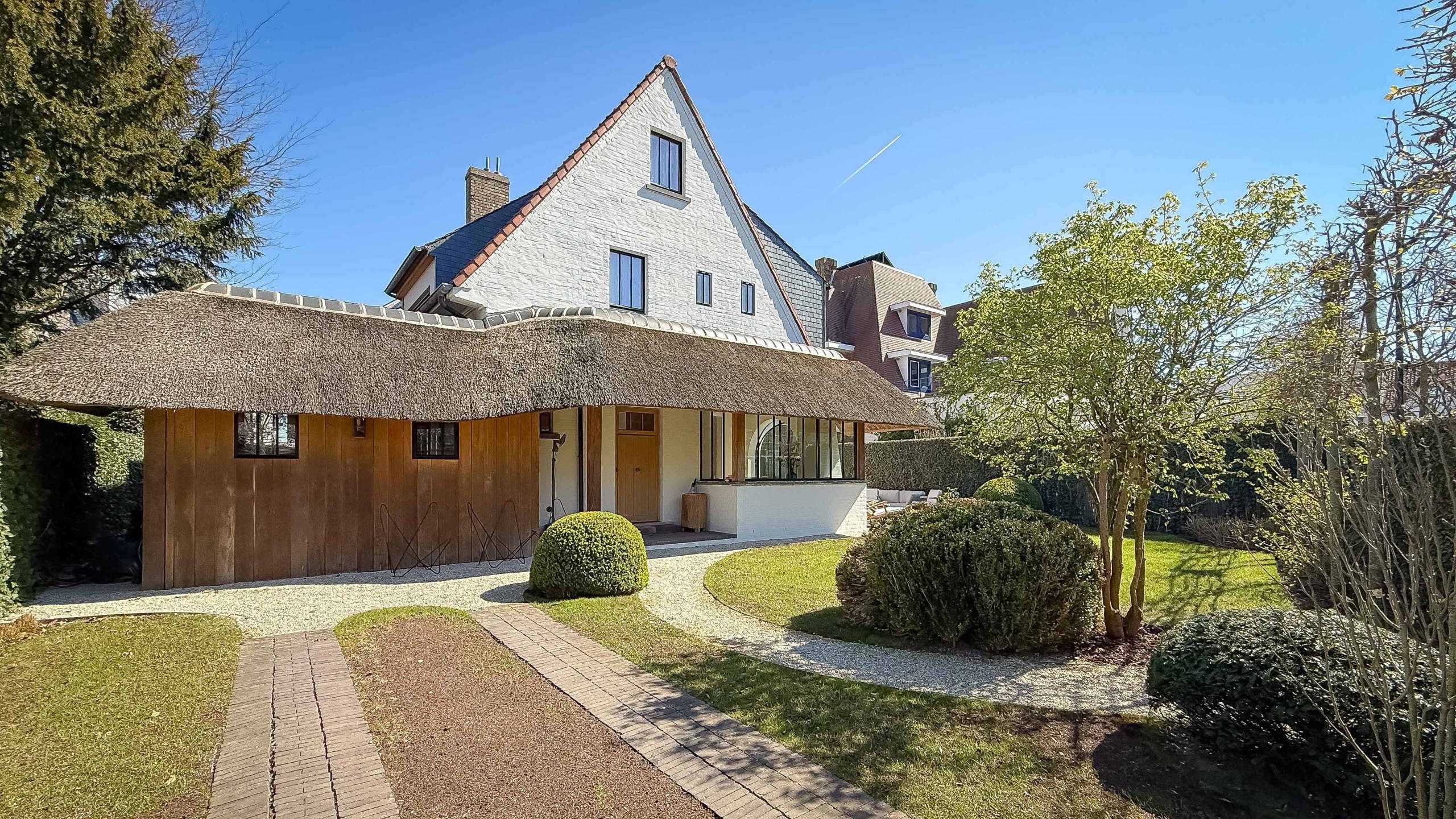 Stijlvol gerenoveerde villa op topligging nabij het Zegemeer foto 2