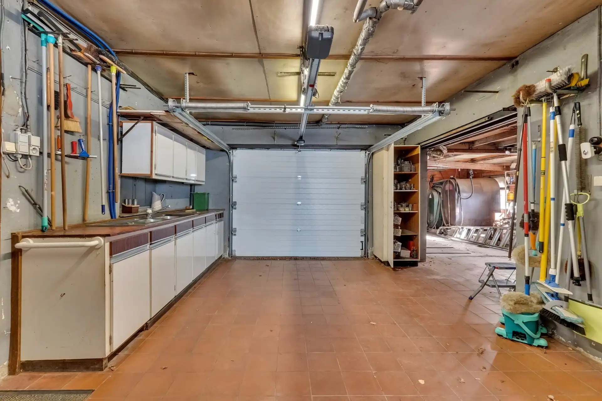 KARAKTERVOLLE WONING OP 41,73 ARE TE OPGLABBEEK foto 23