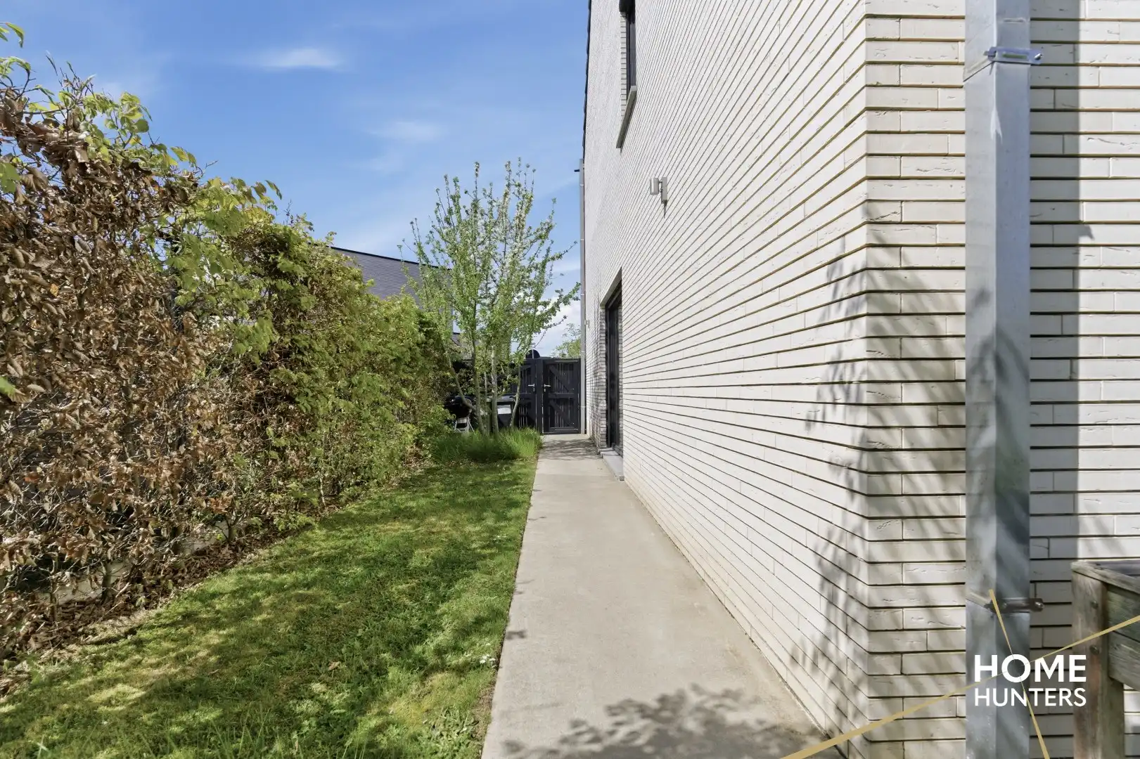 Exclusieve, energiezuinige Halfopen bebouwing (2017) met 4 slaapkamers, zonnige tuin en hoogwaardige afwerking te Ieper foto 23