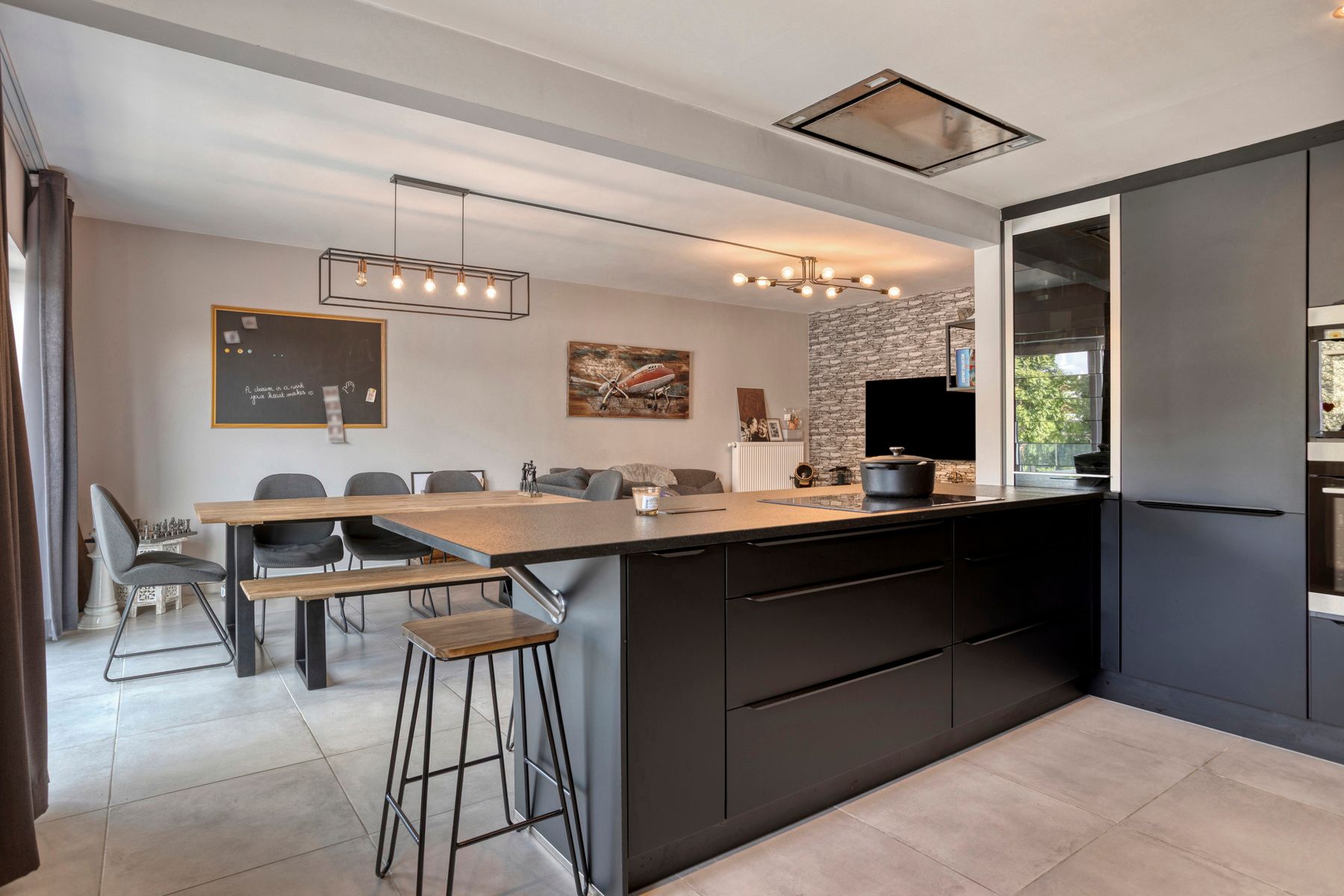 Gerenoveerd 2-slaapkamer appartement op centrale ligging foto 9
