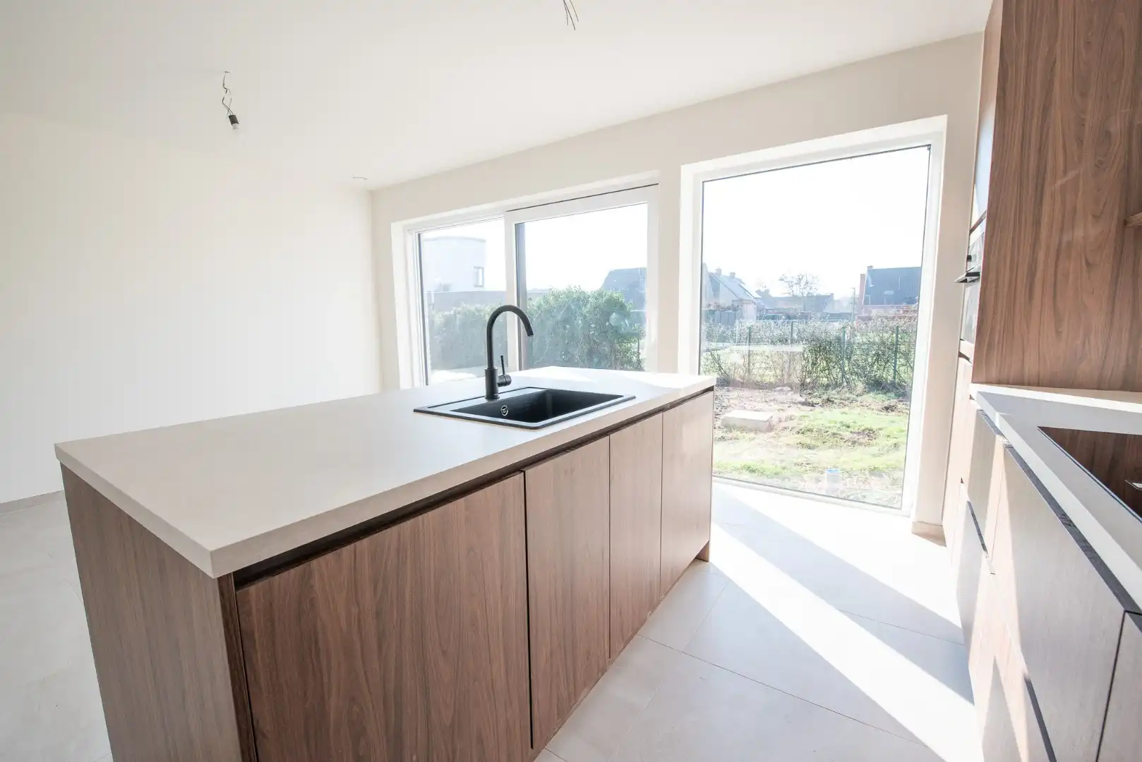 Knap afgewerkte, energiezuinige woning op sublieme locatie centrum Waregem! Kijkwoning! foto 4