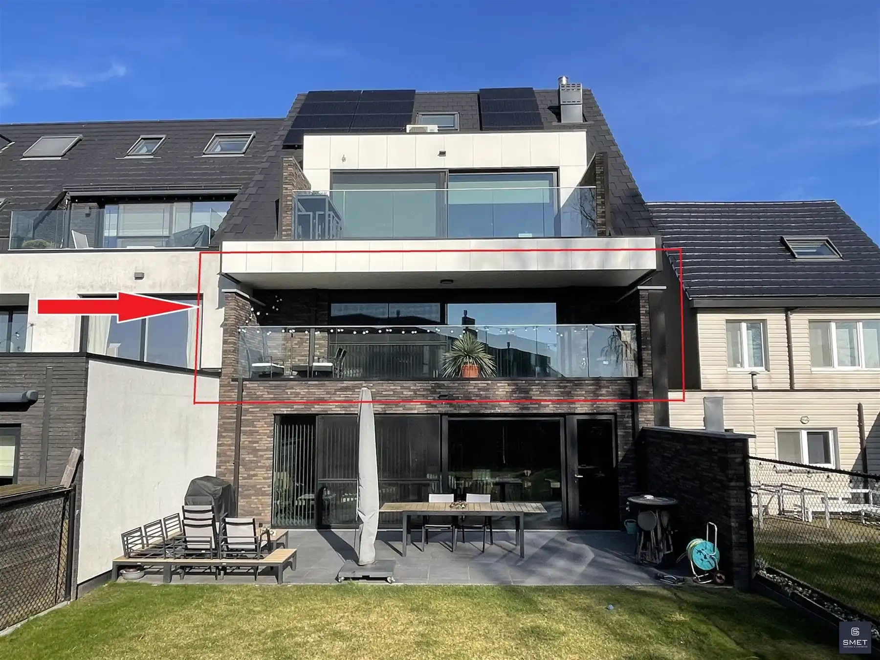 APPARTEMENT MET 2 SLPKS  EN GROOT TERRAS foto 2