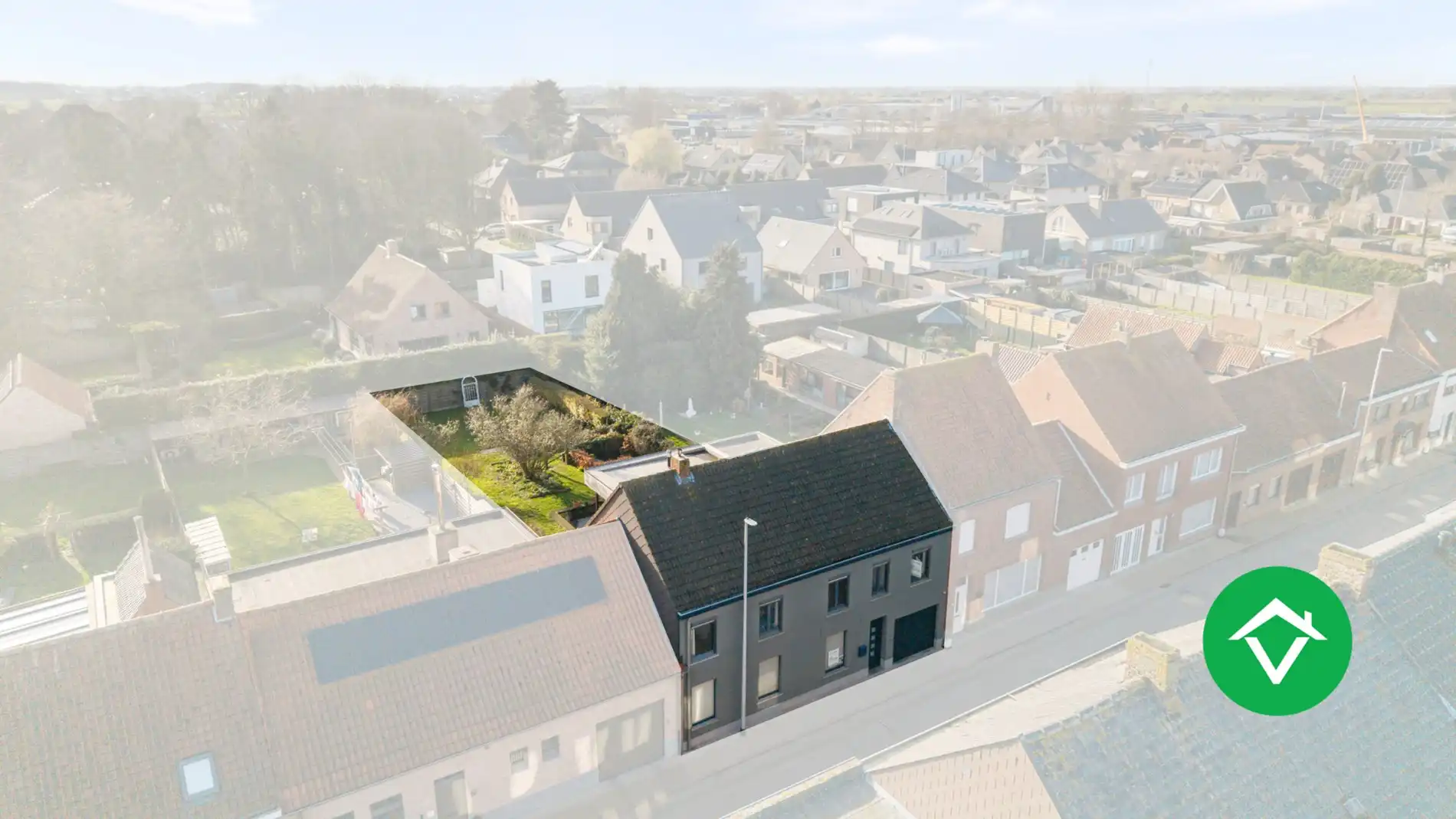 Instapklare woning met 4 slaapkamers en garage te Koekelare foto 35