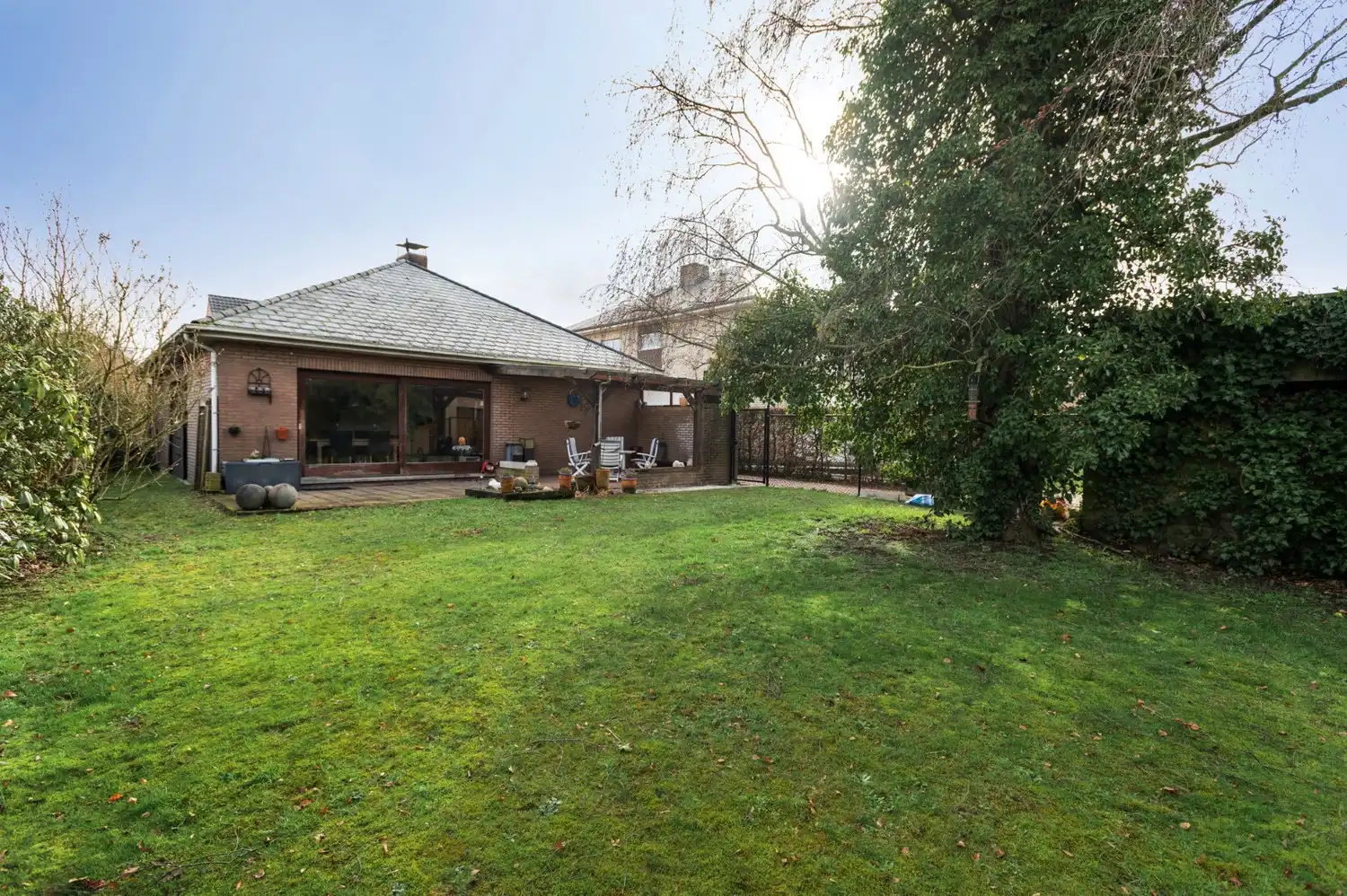 LAAGBOUW VILLA MET 3 SLK, DUBBELE GARAGE EN TUIN! foto 17