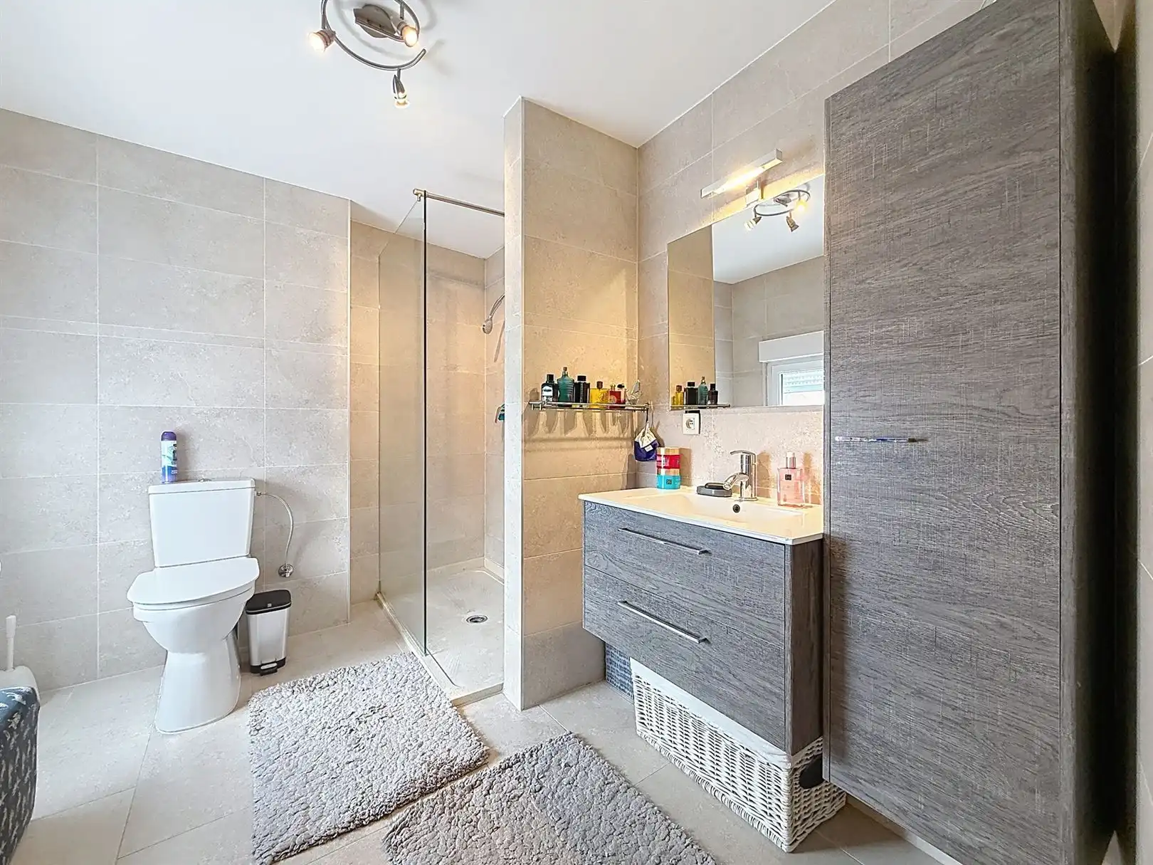 Instapklare stadswoning, tuin, 2 garages, 3a 17ca foto 15
