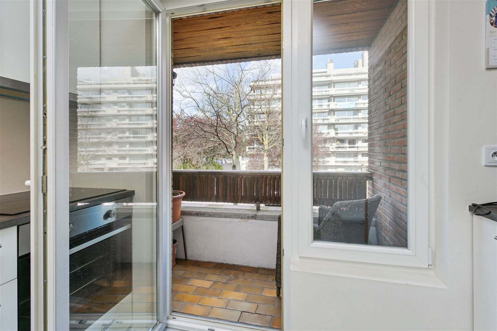 Gerenoveerd appartement te Berchem! foto 5