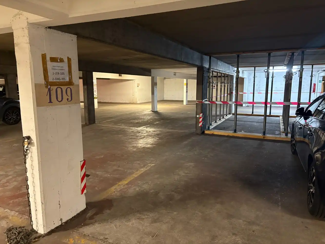 Open ondergrondse autostaanplaats op wandelafstand trein - en busstation! foto 4