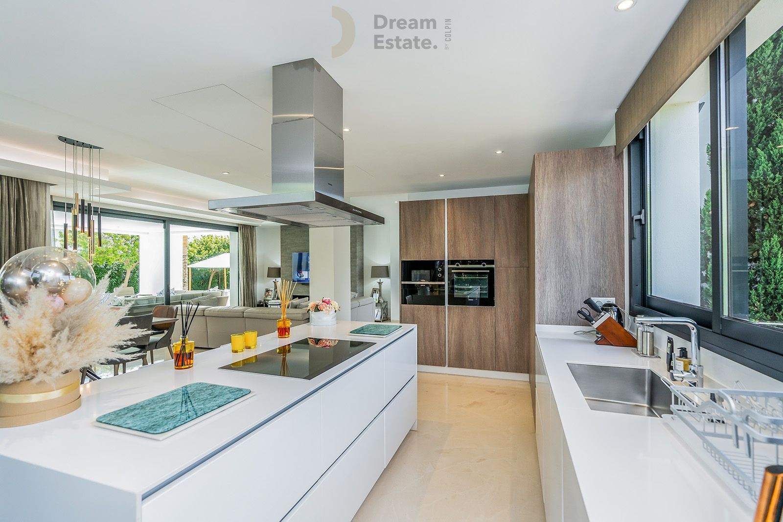 Moderne villa in de wijk El Paraiso, Estepona. foto 12