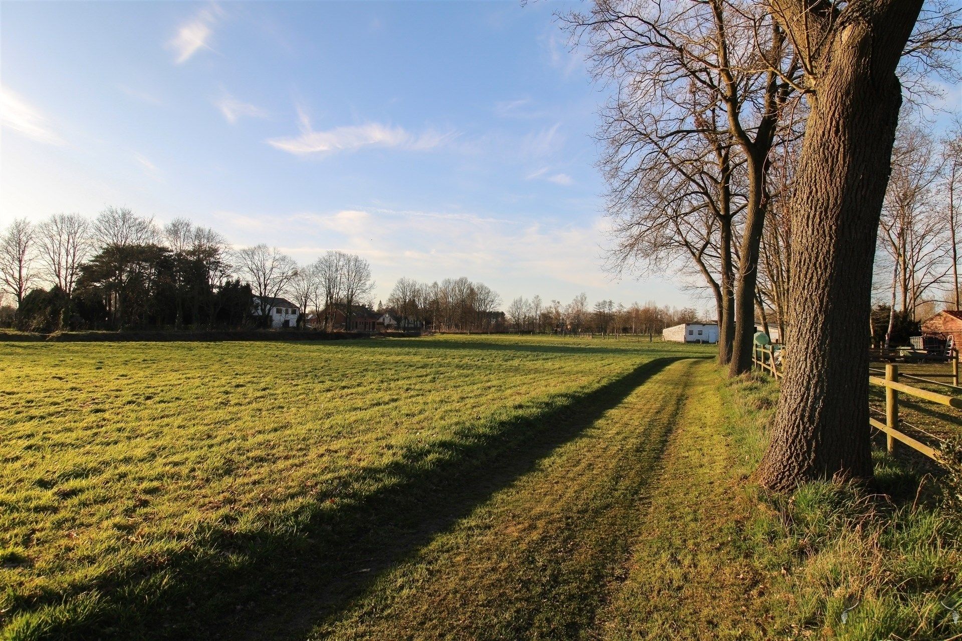 Open bebouwing op perceel van 8099 m² foto 22