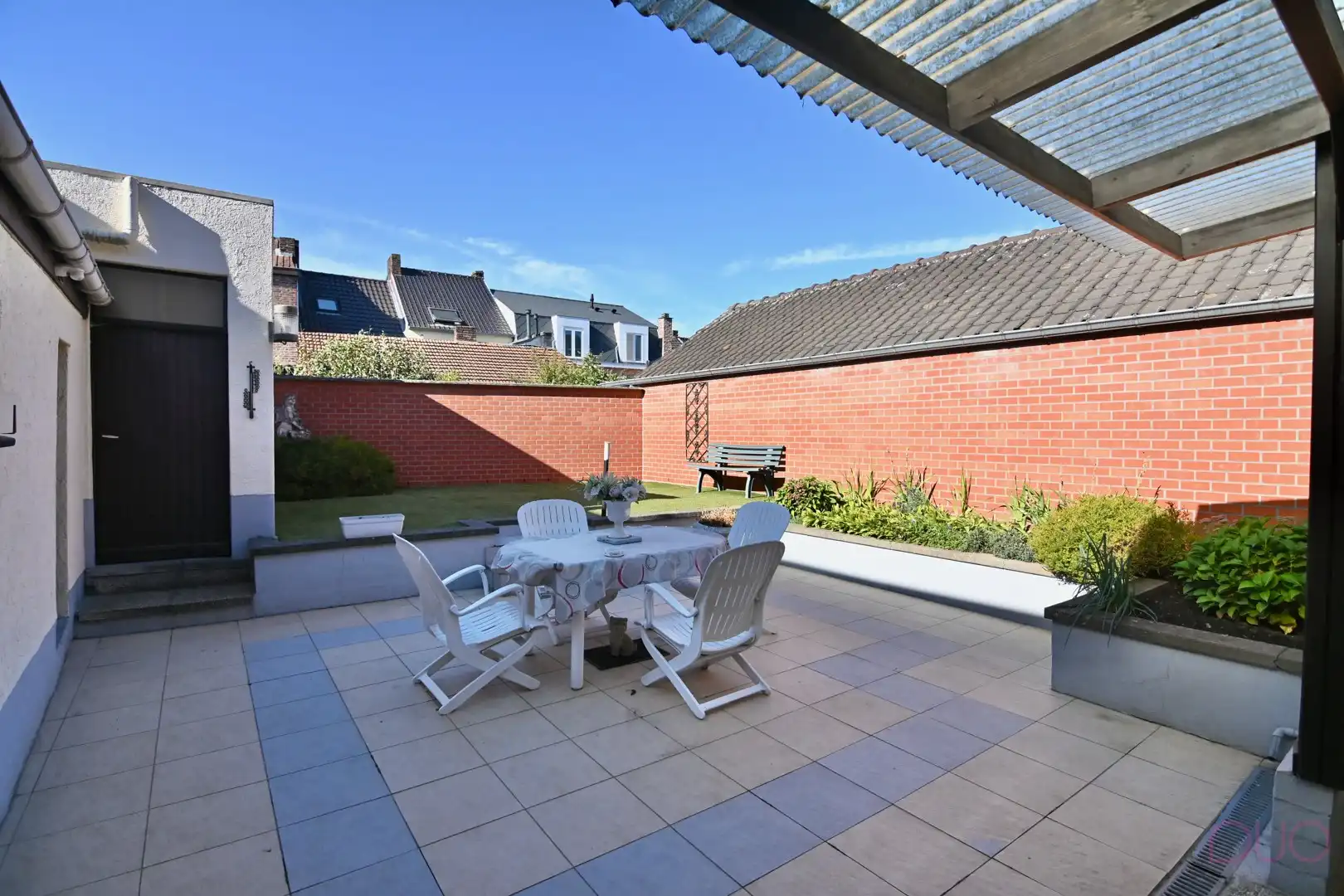 Grotendeels vernieuwde stadswoning op toplocatie met achterliggende stadstuin foto 17