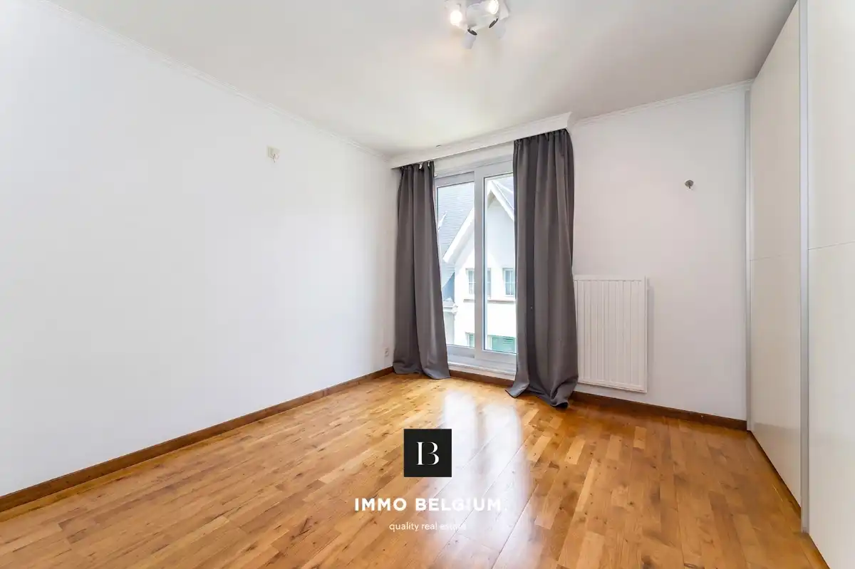 Prachtig afgewerkt appartement met parking vlak aan het strand foto 9