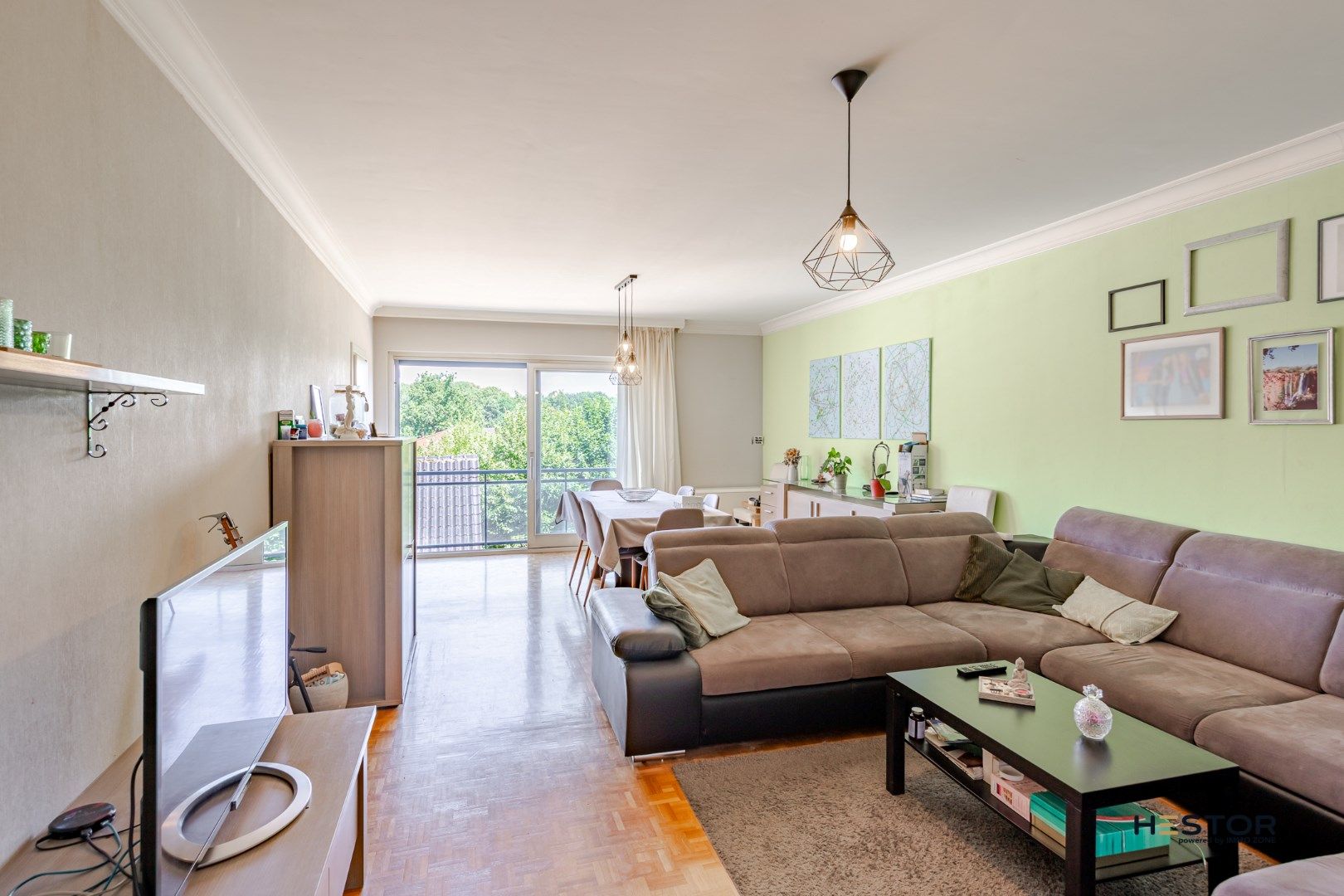 Ruim appartement met terras in het centrum van Beveren-Waas foto 2