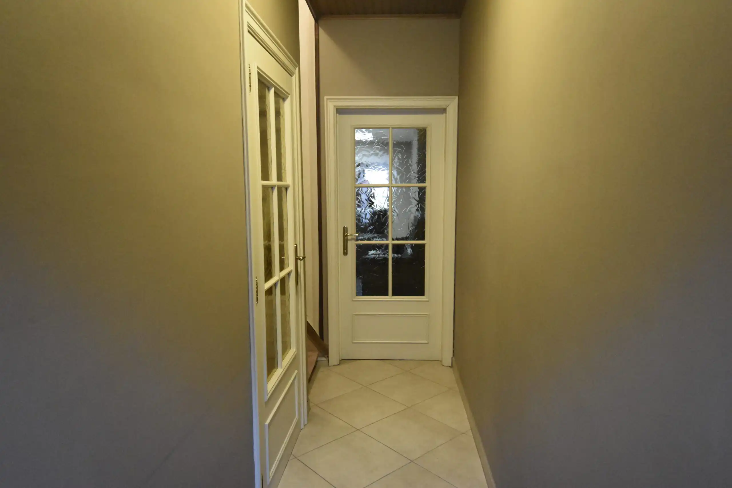 Leuke starterswoning met 3 slaapkamers en garage foto 2