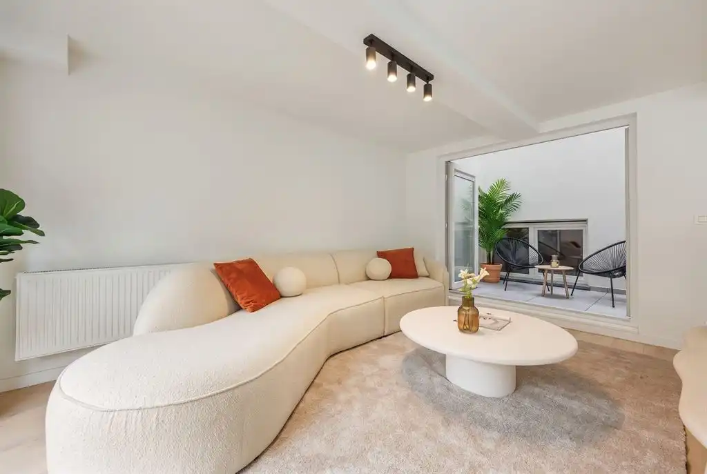 Kwalitatief gerenoveerd appartement te Pulhof foto 4