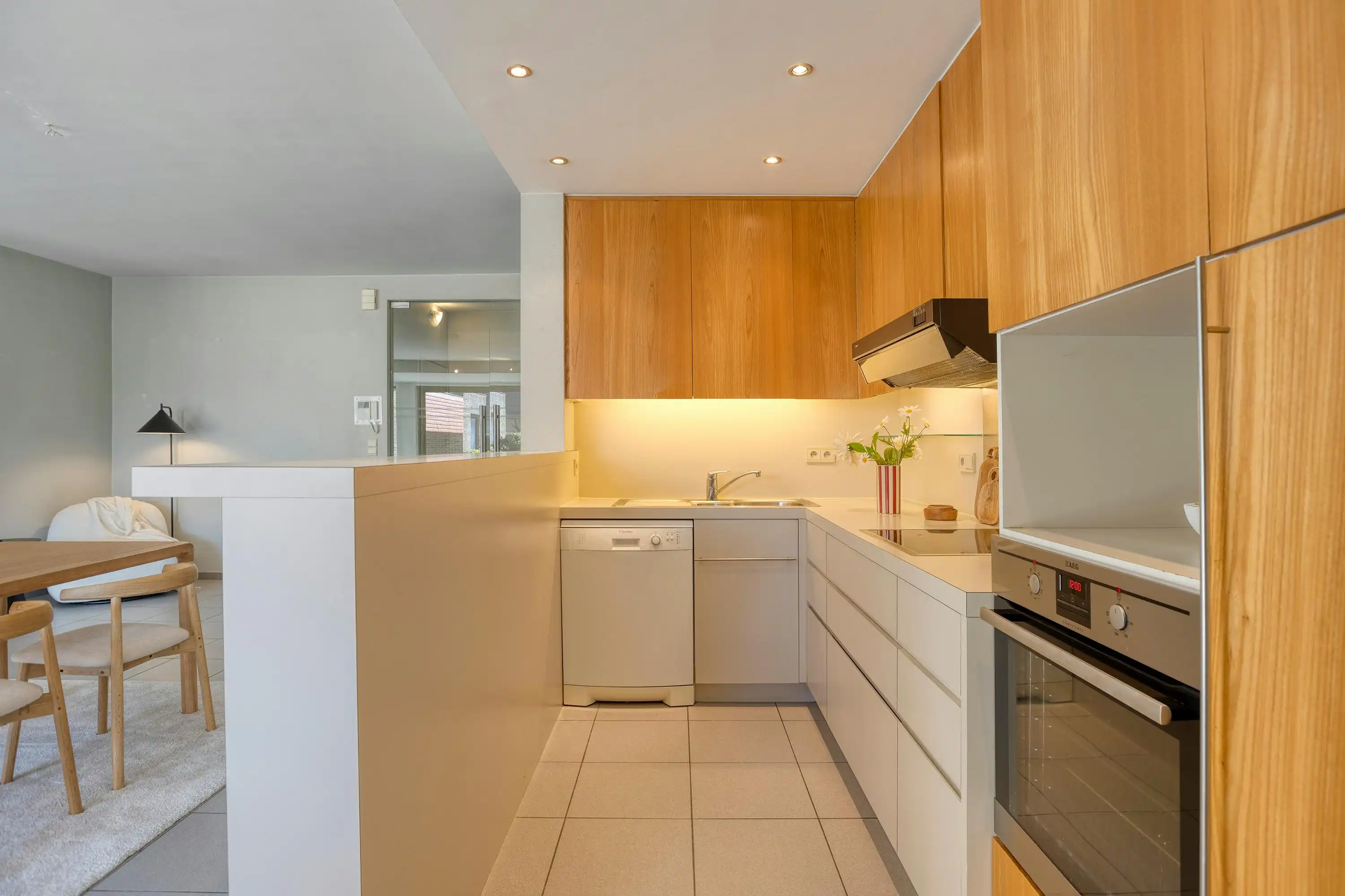 Appartement (164 m²) met 5 slaapkamers en tuin in Koksijde foto 8