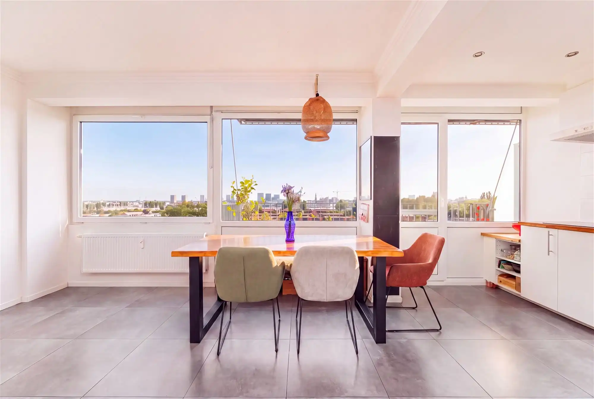Instapklaar appartement met 2 terrassen en 2 slaapkamers foto 9