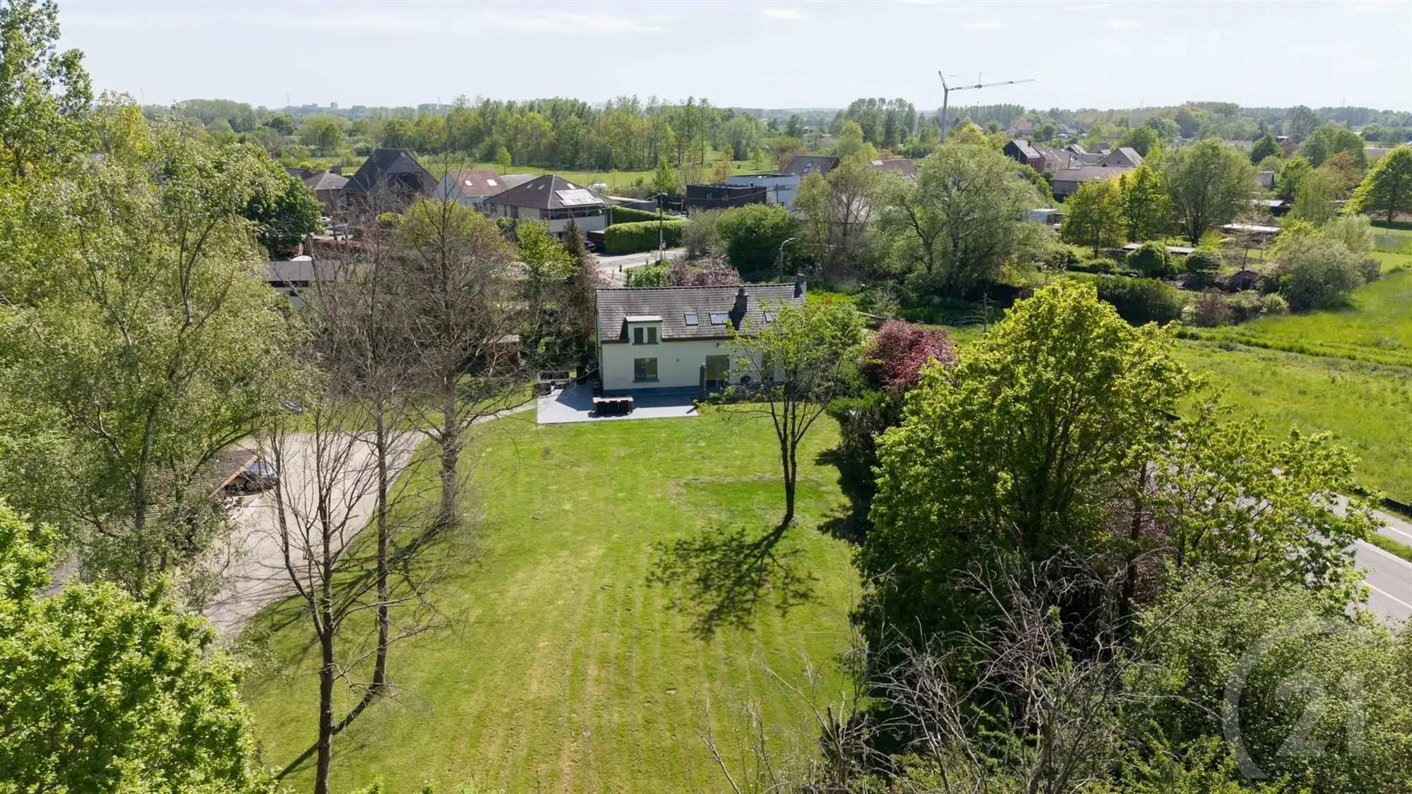 Landelijke woning op een prachtig perceel! foto 27