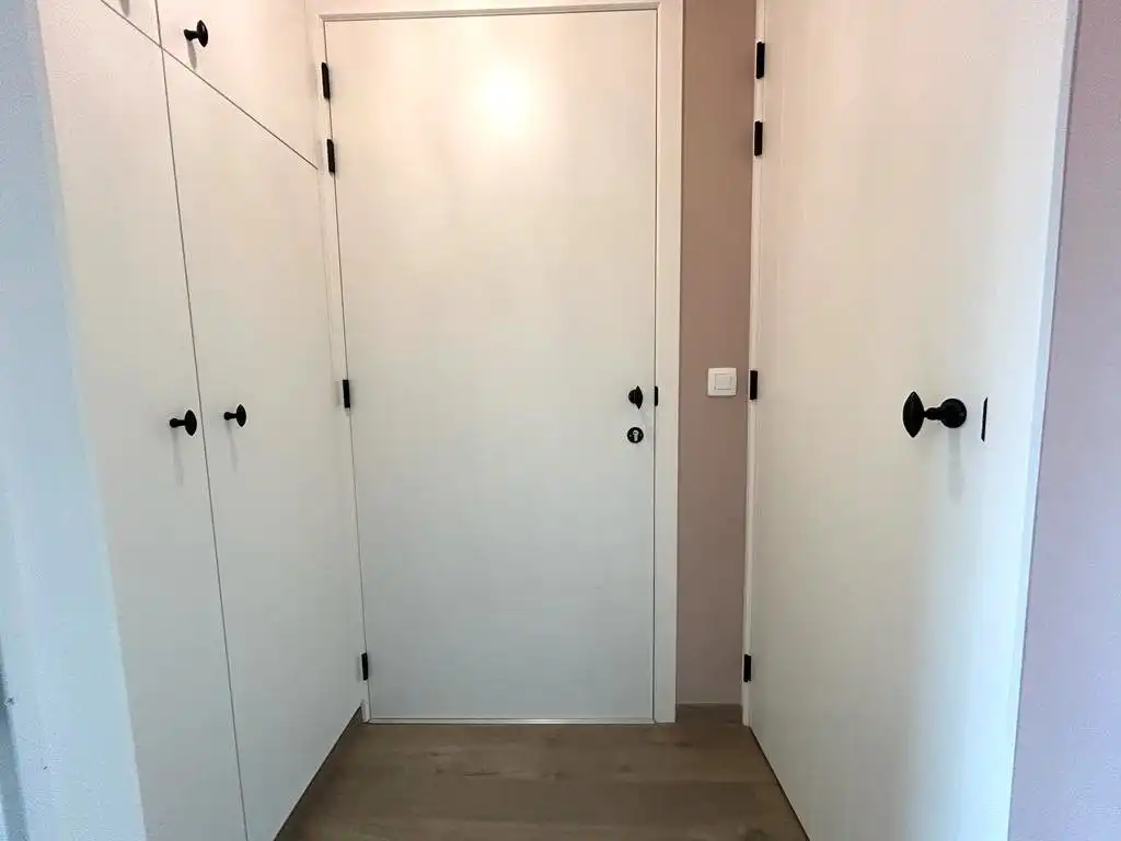 Leuke appartement van 52 m² met terras te Ginderbuiten, Mol! foto 14