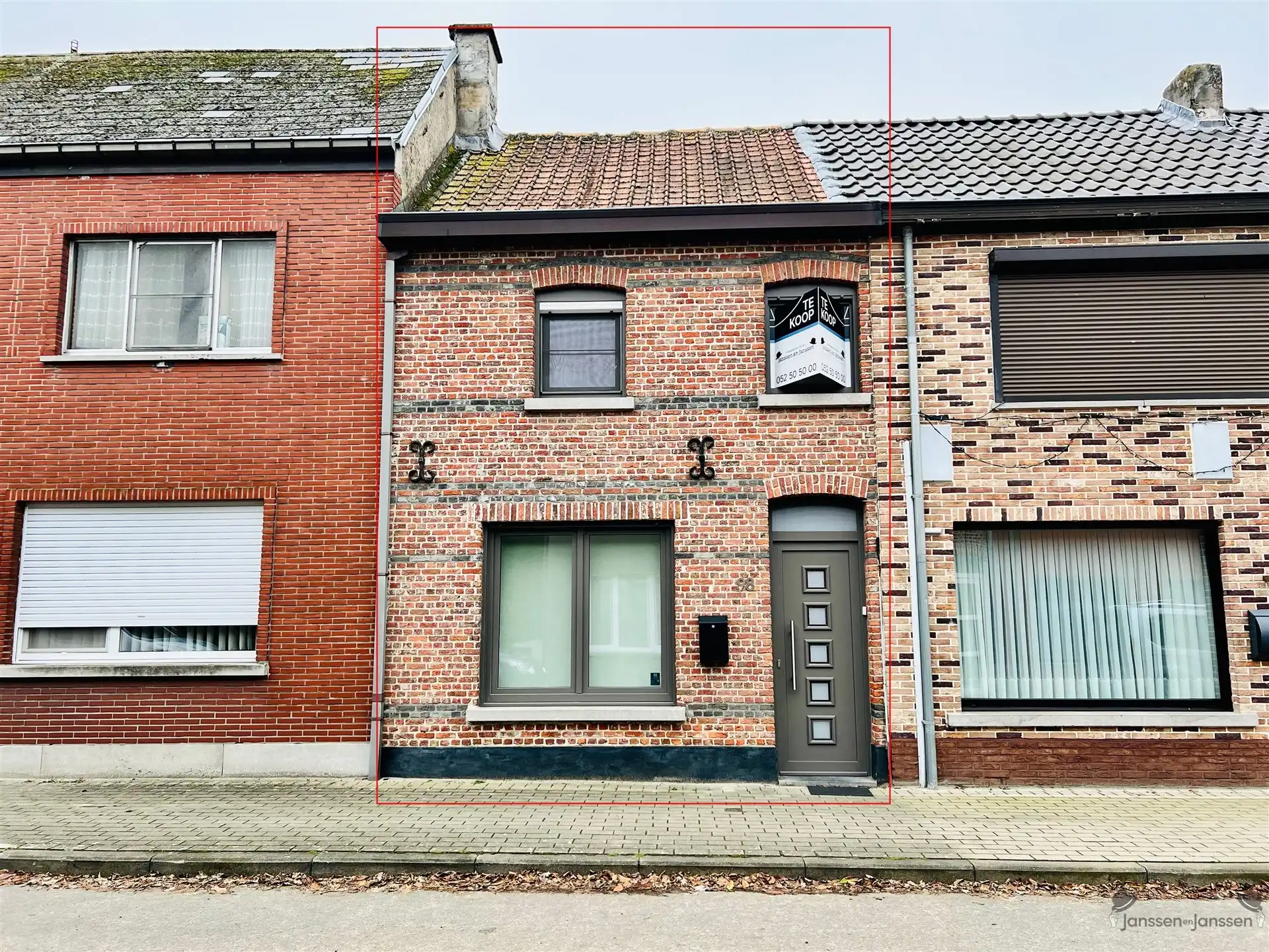 Hoofdfoto van de publicatie: Eengezinswoning met 2 slpkmrs & tuin in doodlopende straat