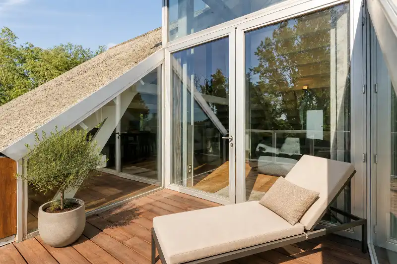 Exclusieve topfloor loft met indrukwekkend volume foto 3