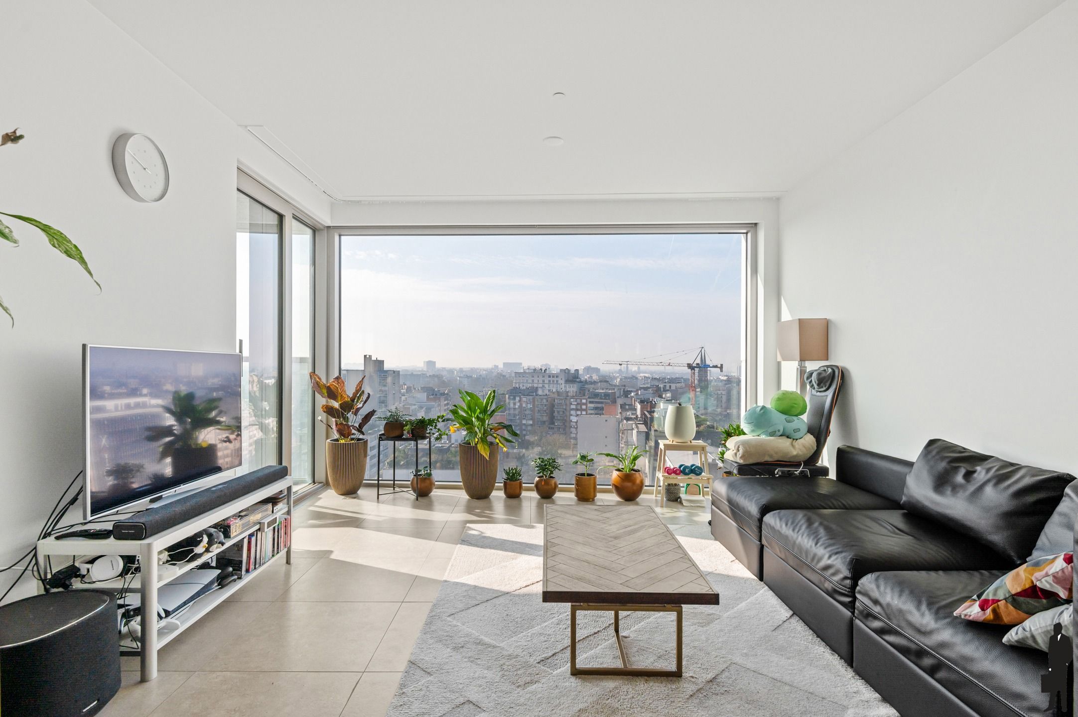Zuidgericht appartement in de Antwerp Tower – Adembenemend zicht over de stad foto 5
