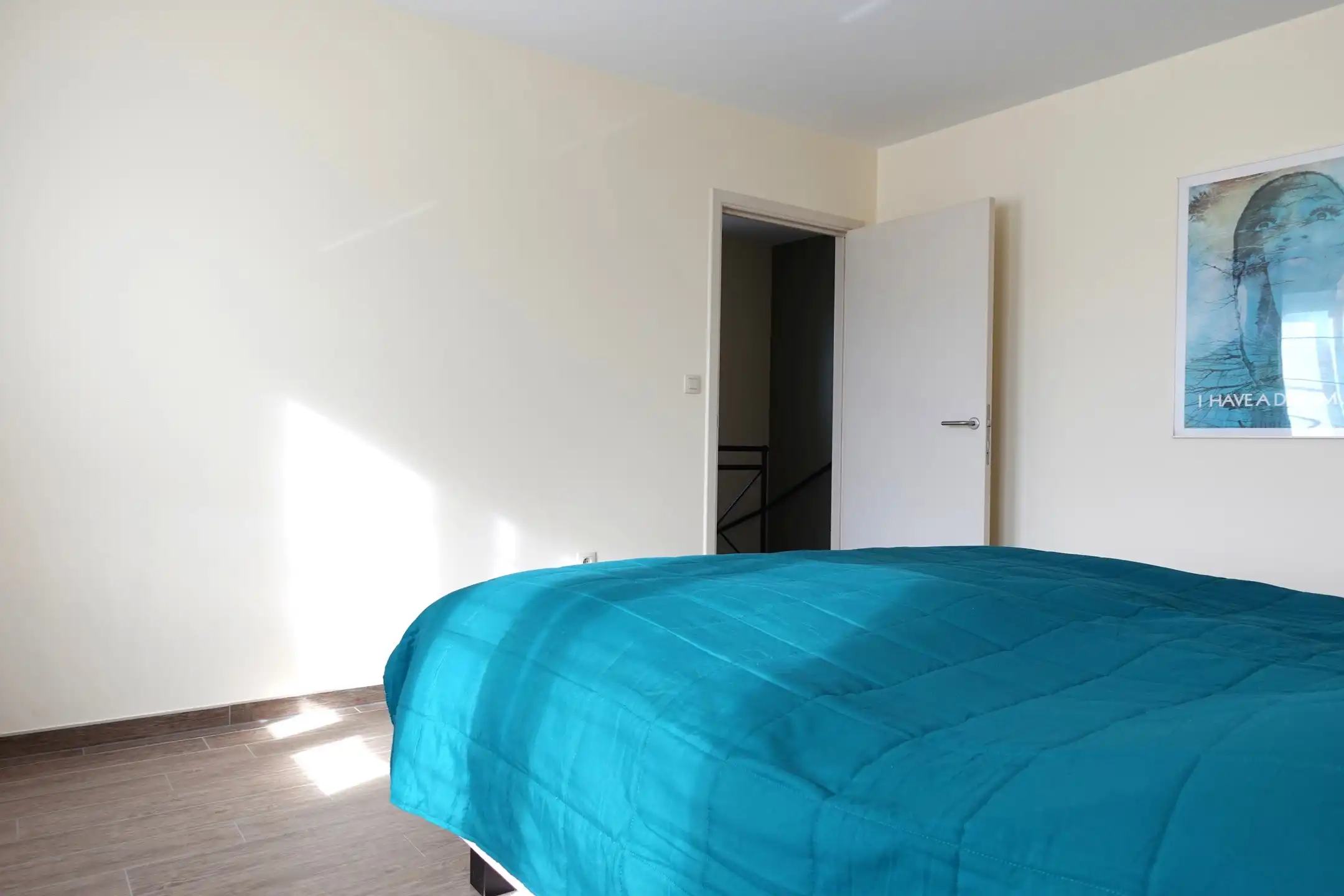 Recente woning met 3 slpks, garage en tuin van 357 m². foto 9